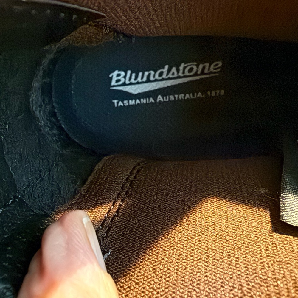 NWOT Blundstone Men's Waterproof Black Boots - Picture 5 of 9